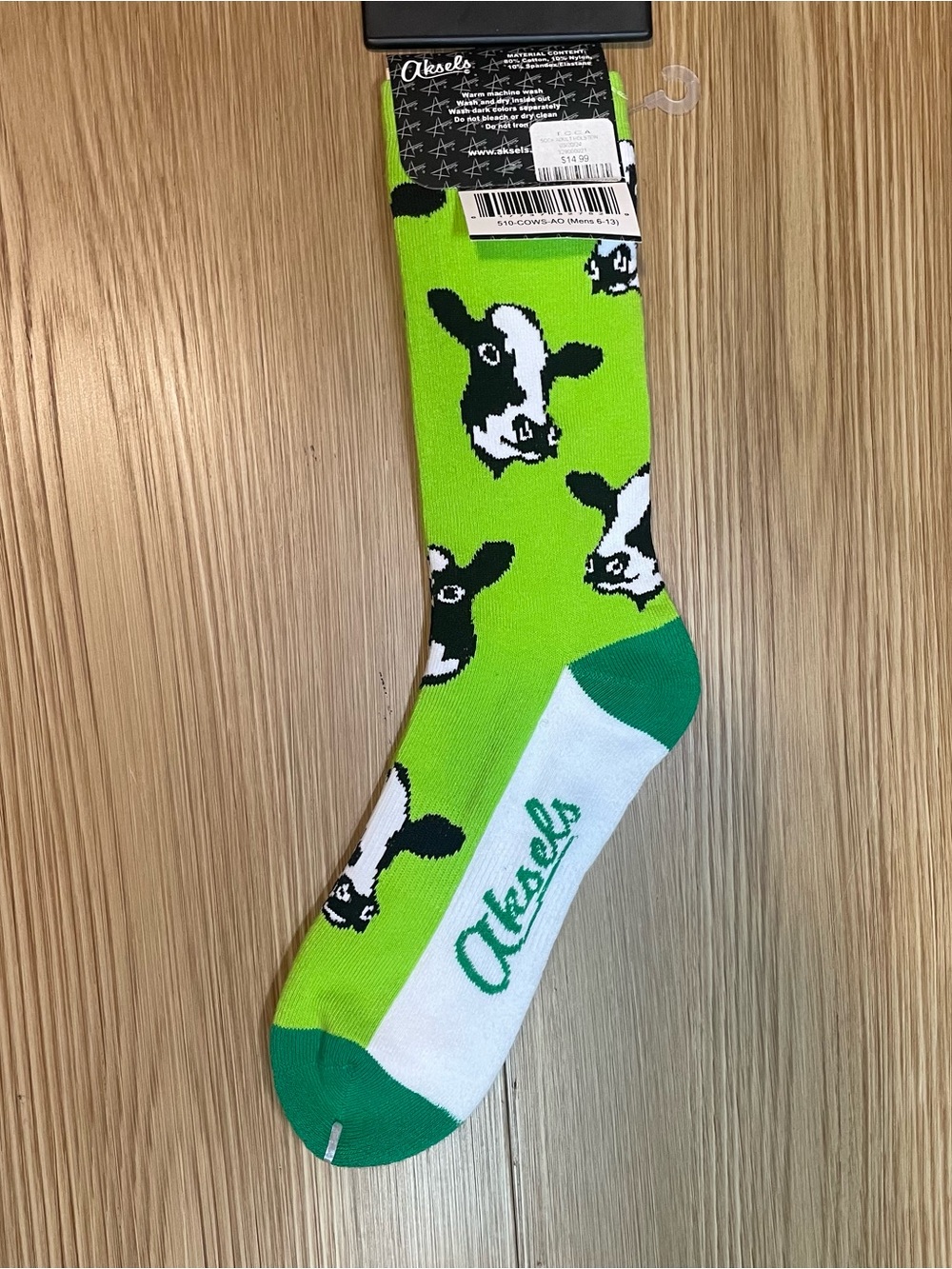 Aksels Mens Holstein Cow Crew Socks Green White One Size NWT 510-COWS-AO